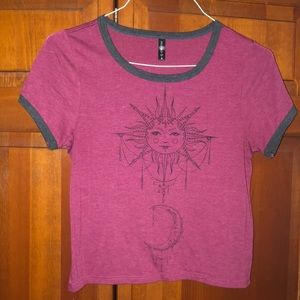 Moon and sun crop top/tshirt♥️